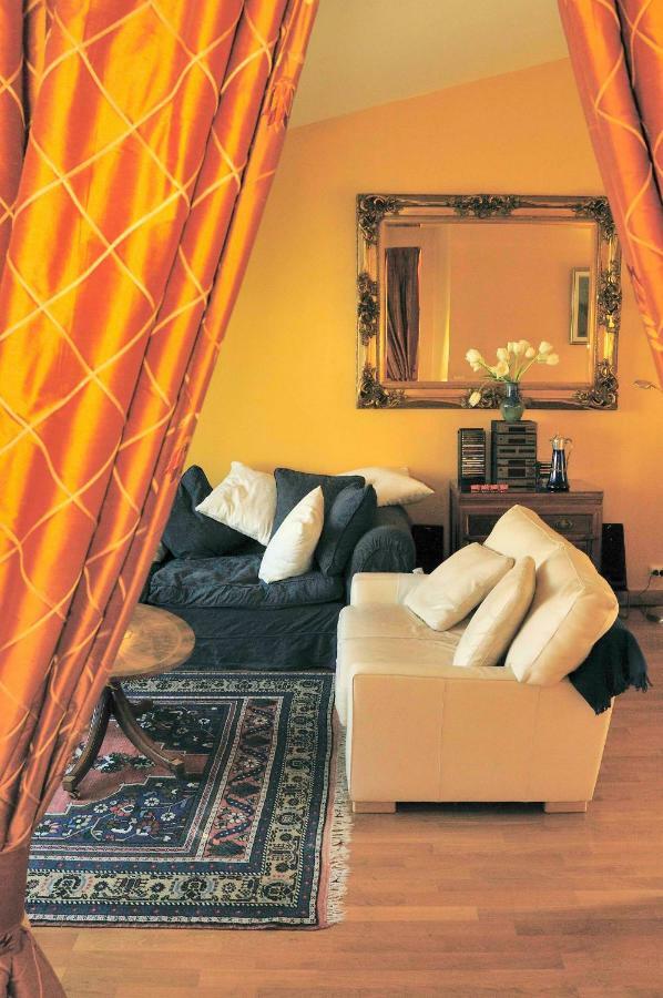 52 Clichy Bed & Breakfast - Chambre D'Hotes Paris Dış mekan fotoğraf